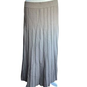 Tan Long-line Pleated Skirt Size 14 Boutique